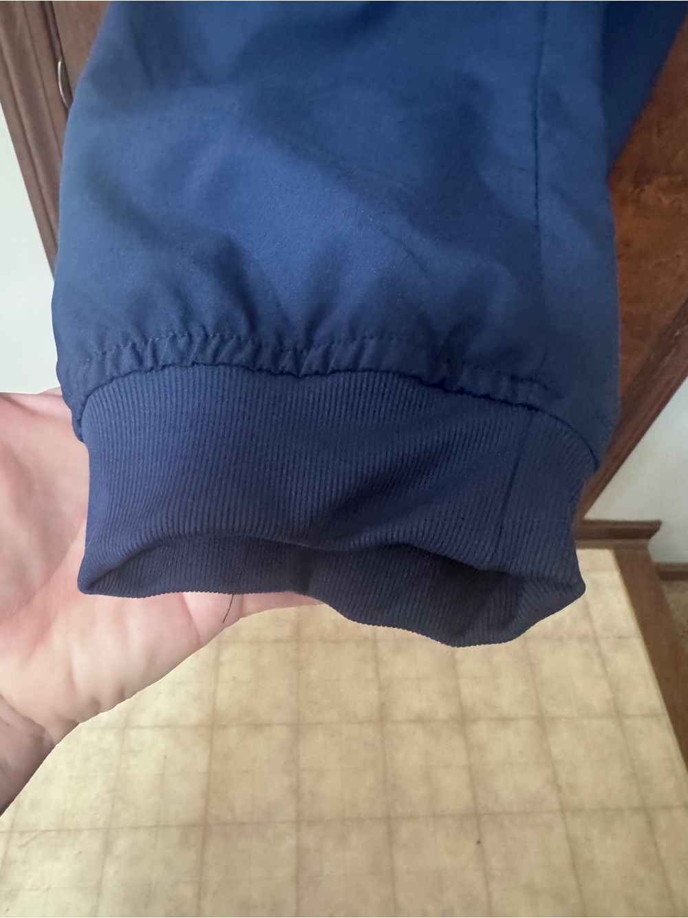 Women's Navy Drawstring Scrub Joggers with Side Pockets - Picture 3 of 8